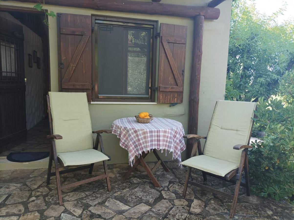 Apartmán Viglatoras Sárkhos Exteriér fotografie