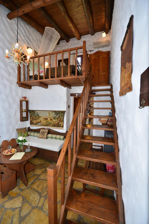Apartmán Viglatoras Sárkhos Exteriér fotografie