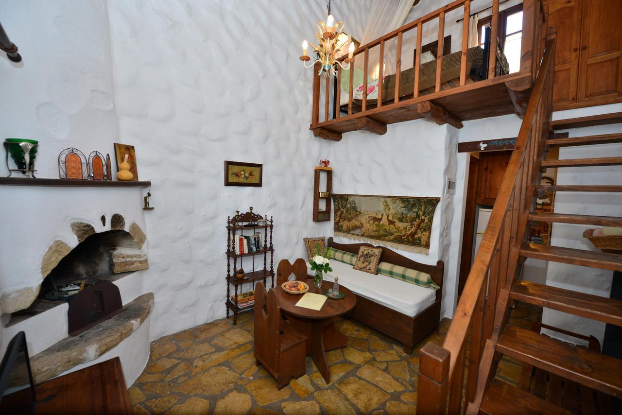 Apartmán Viglatoras Sárkhos Exteriér fotografie