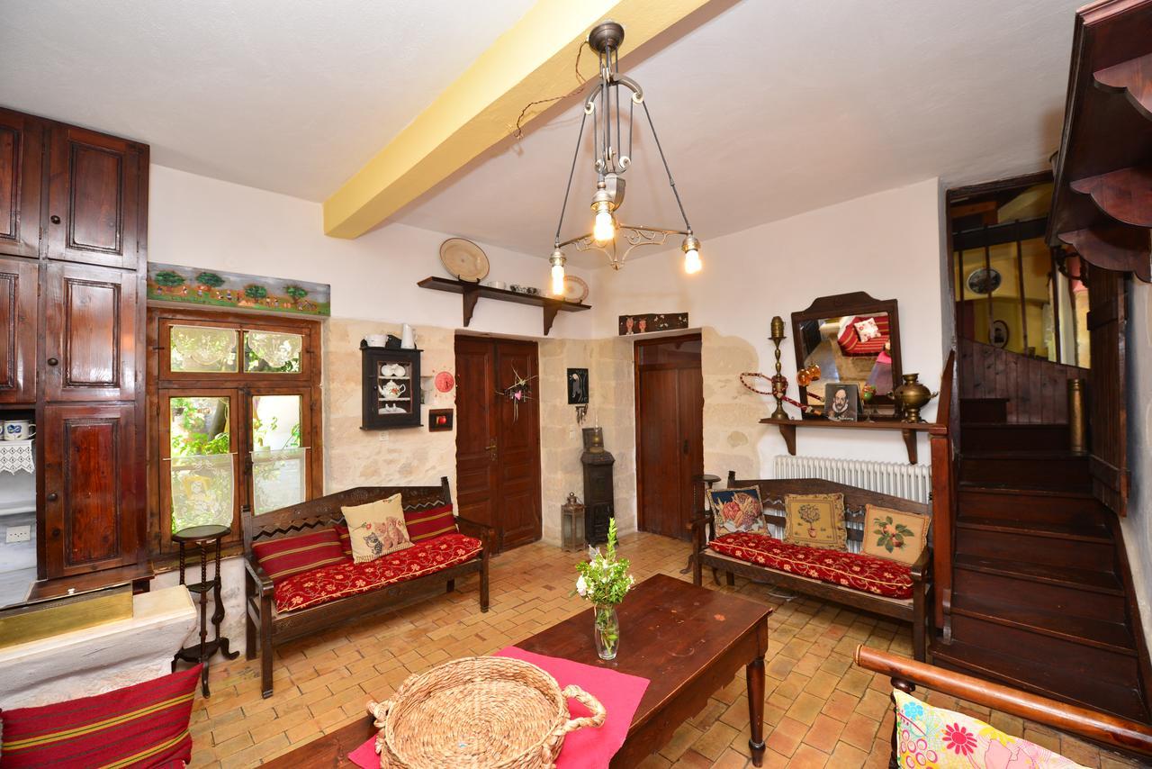 Apartmán Viglatoras Sárkhos Exteriér fotografie
