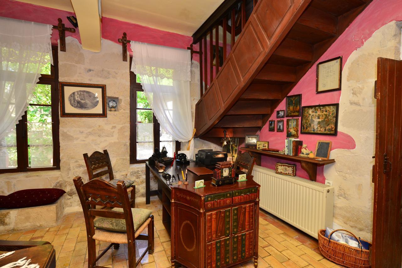 Apartmán Viglatoras Sárkhos Exteriér fotografie